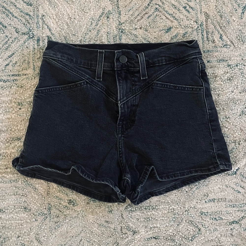 *SOLD* Levi shorts